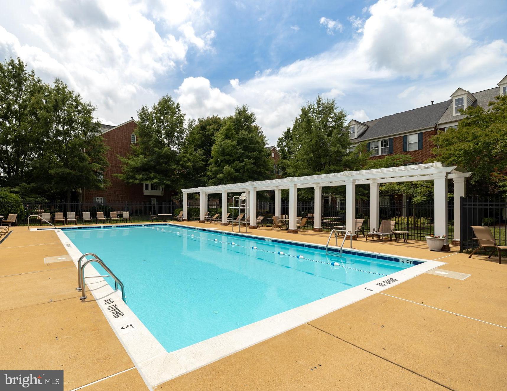 OLD TOWN GREENS - Residential