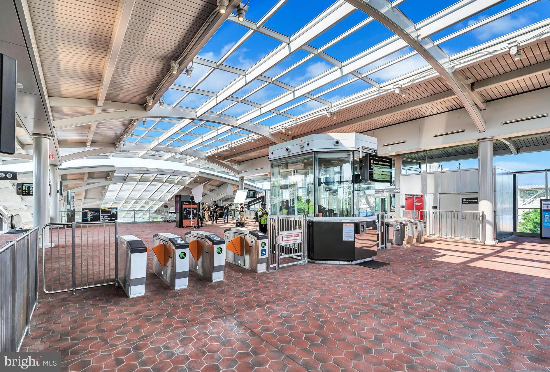 OLD TOWN GREENS - Residential