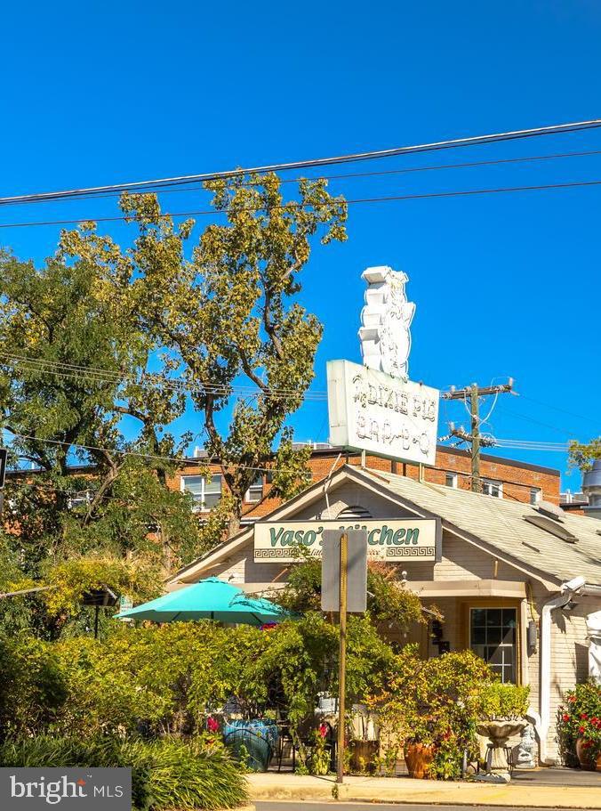 OLD TOWN GREENS - Residential