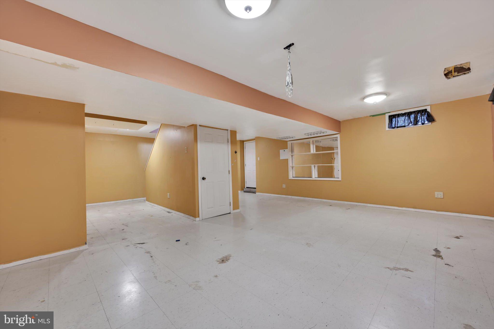 AMBER RIDGE - Residential