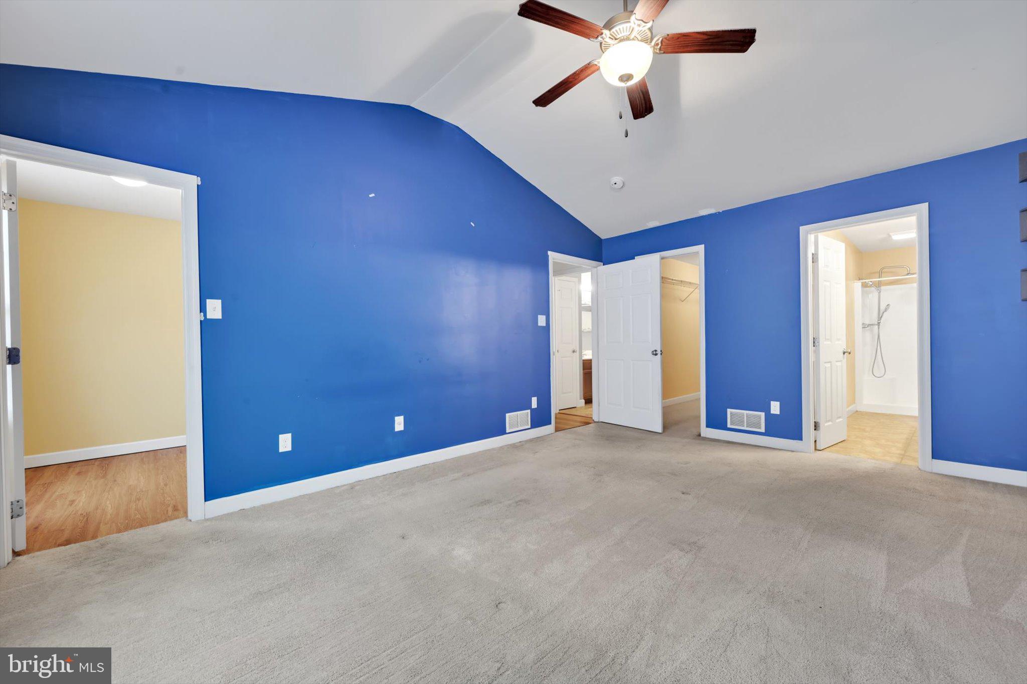 AMBER RIDGE - Residential