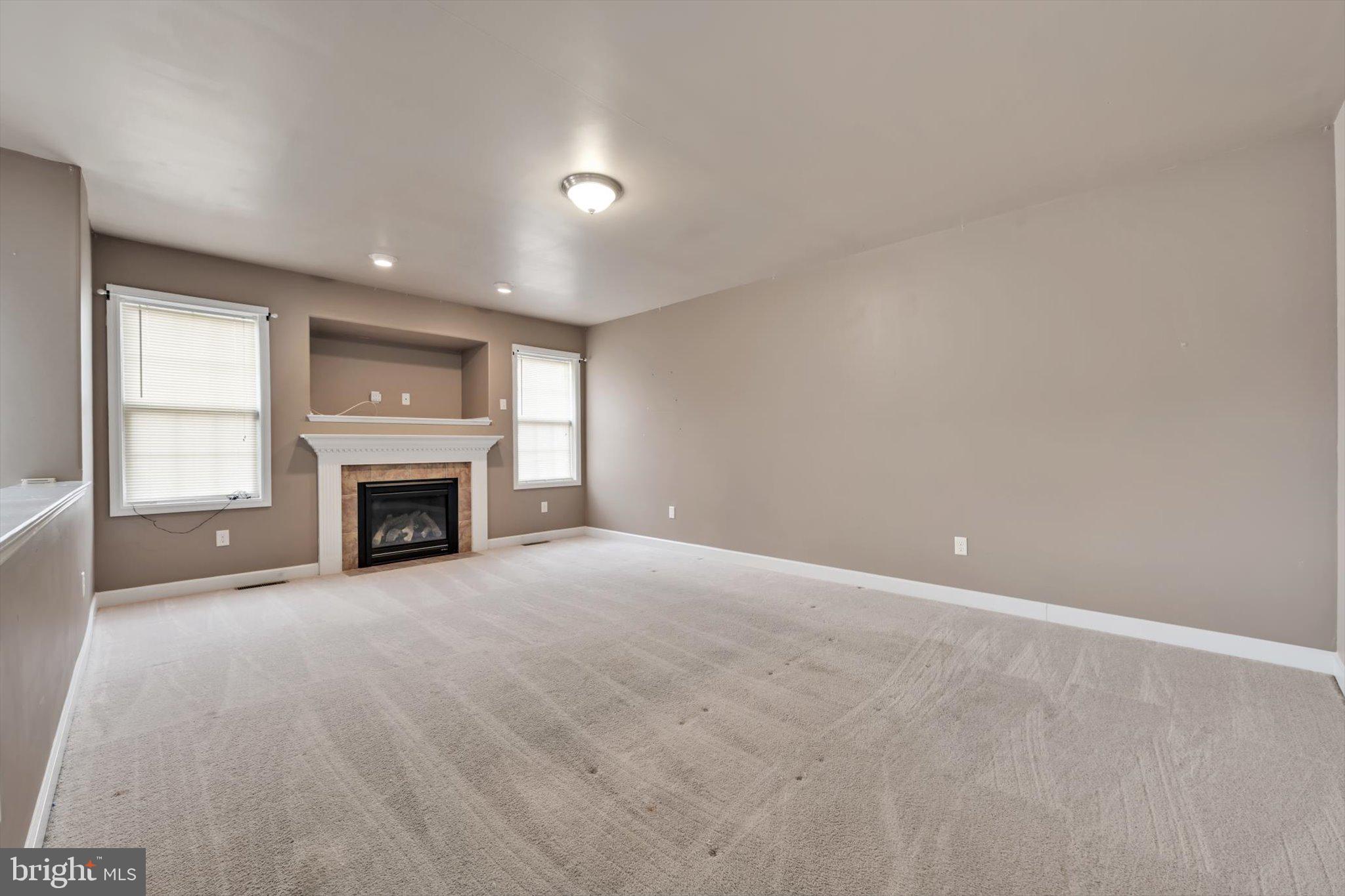 AMBER RIDGE - Residential