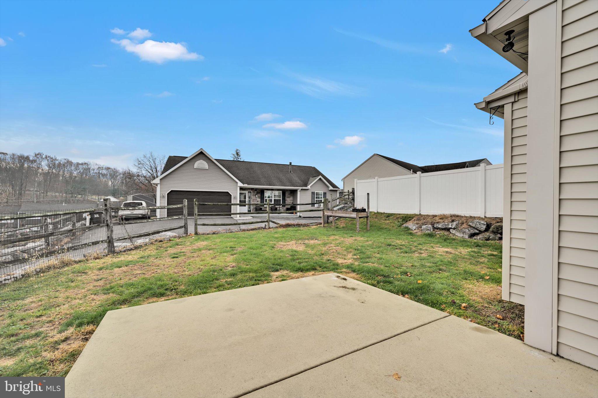 AMBER RIDGE - Residential