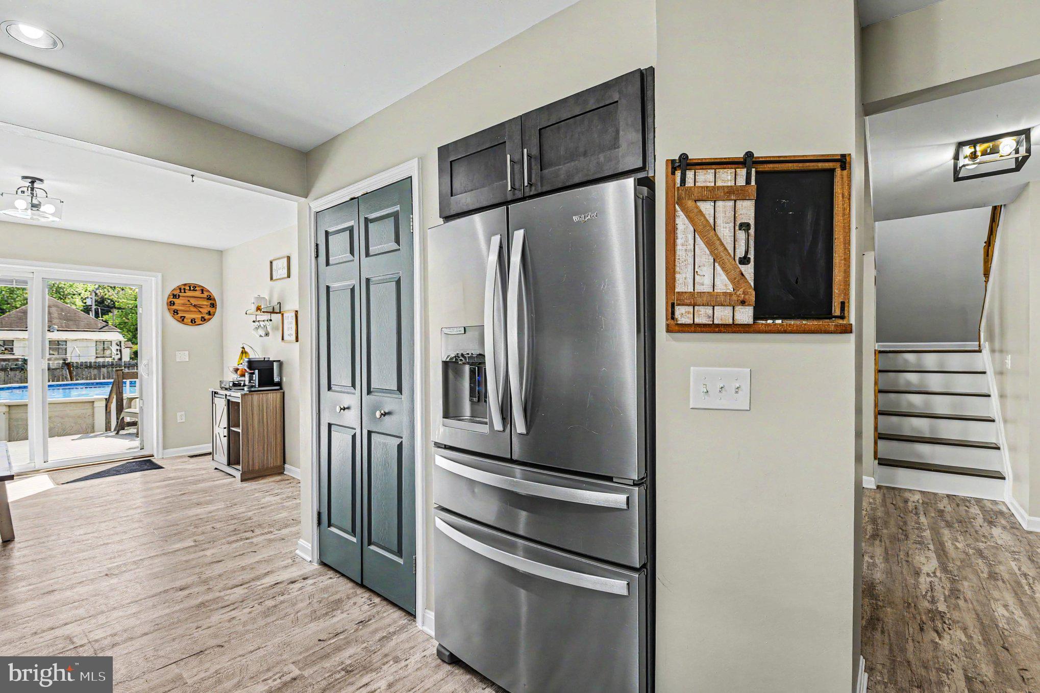 OLIVER BEACH - Residential