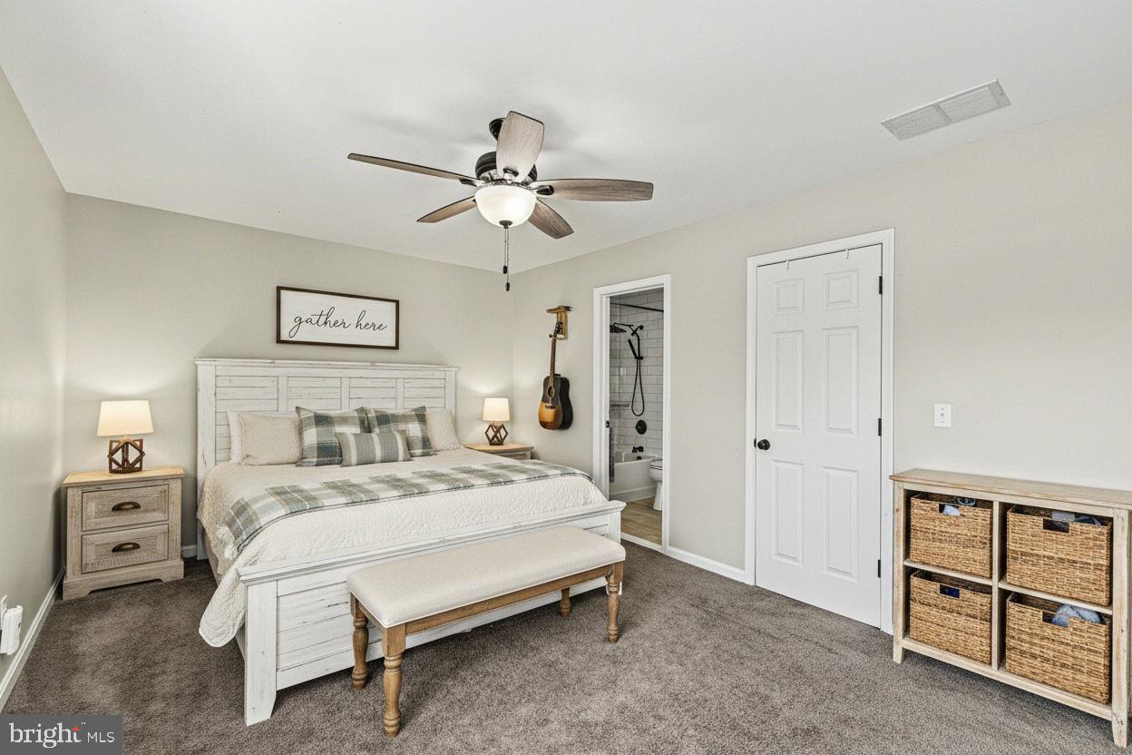 OLIVER BEACH - Residential