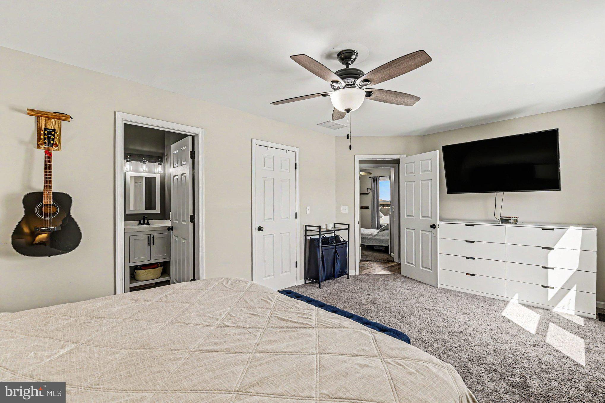 OLIVER BEACH - Residential