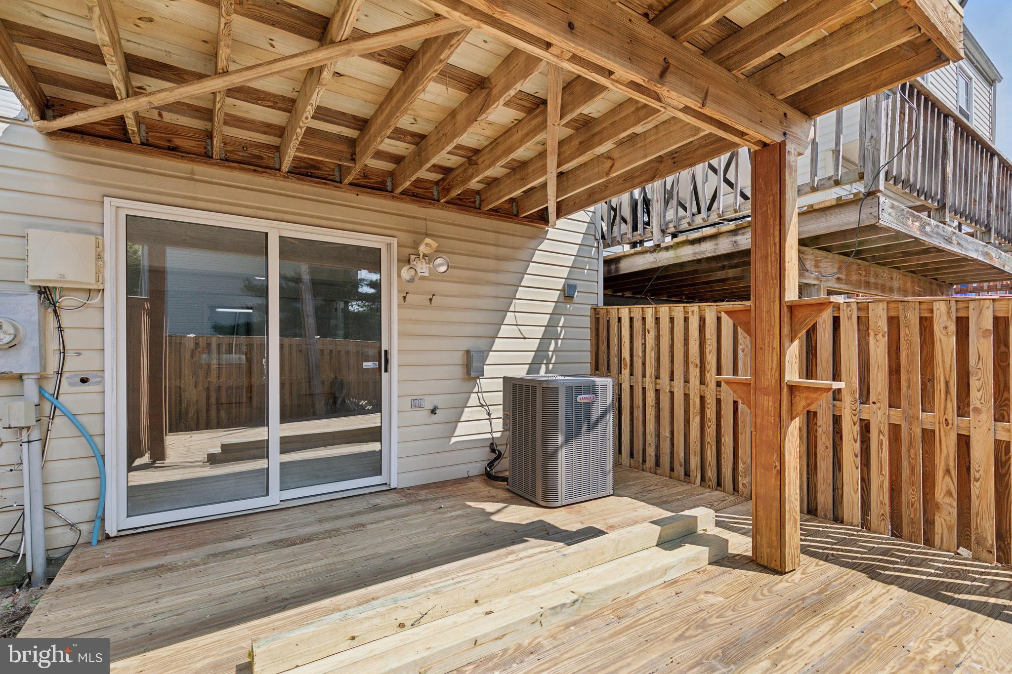 GUNNERS LAKE VILLAGE - Residential