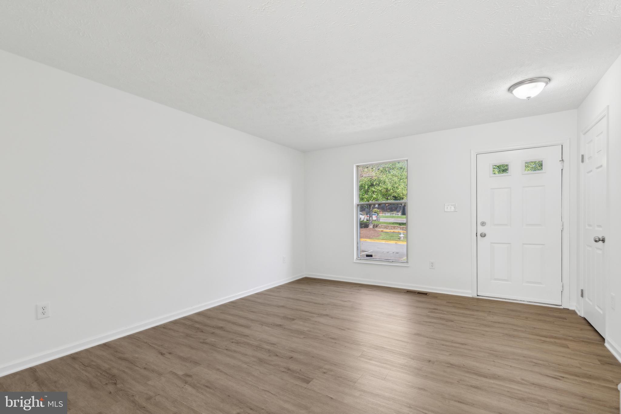 GUNNERS LAKE VILLAGE - Residential