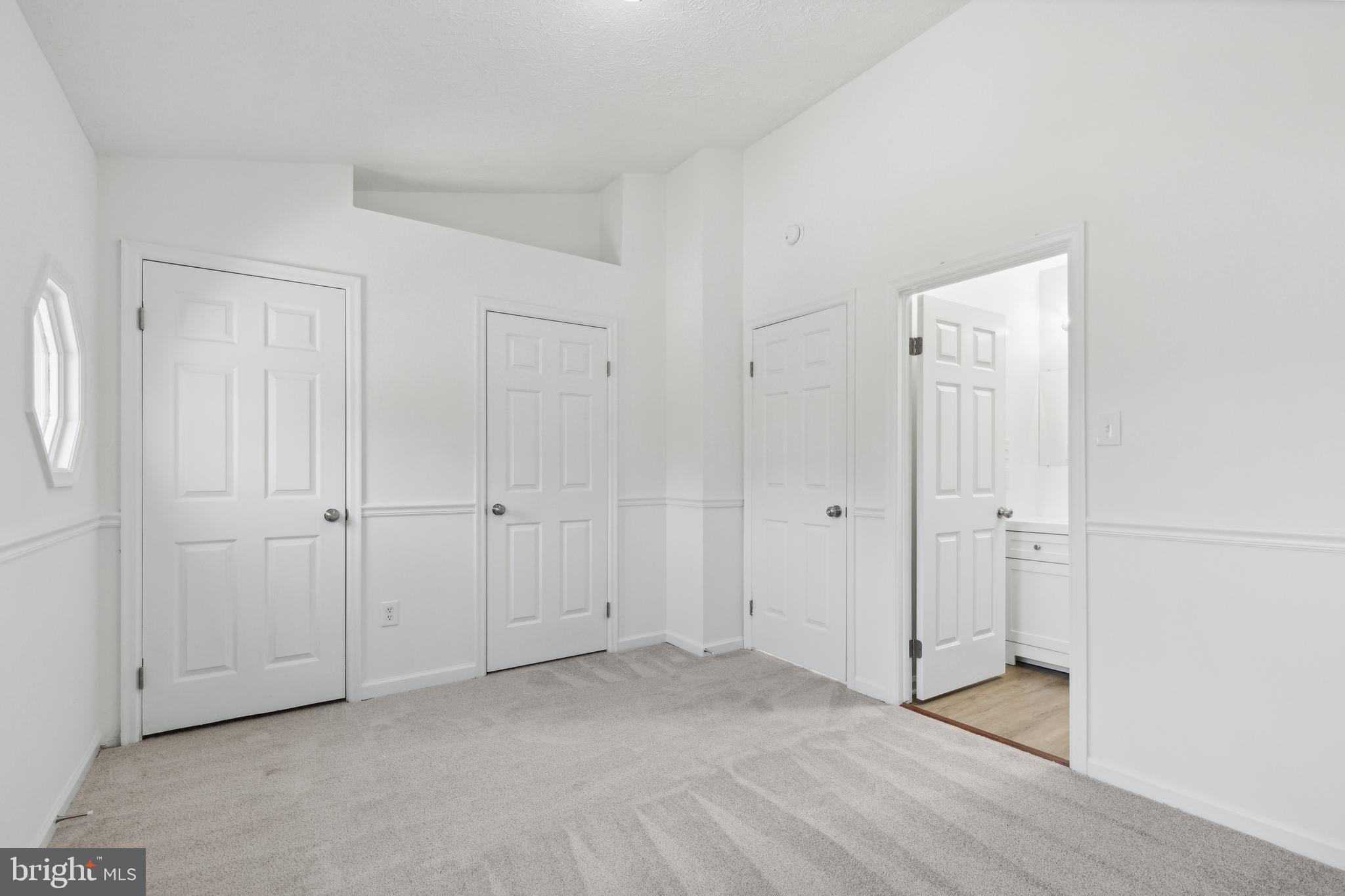 GUNNERS LAKE VILLAGE - Residential