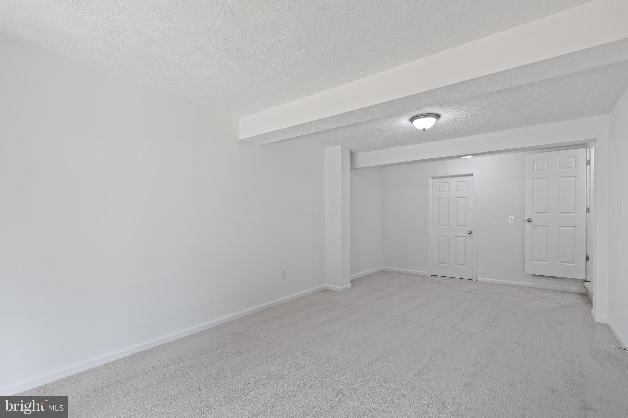 GUNNERS LAKE VILLAGE - Residential