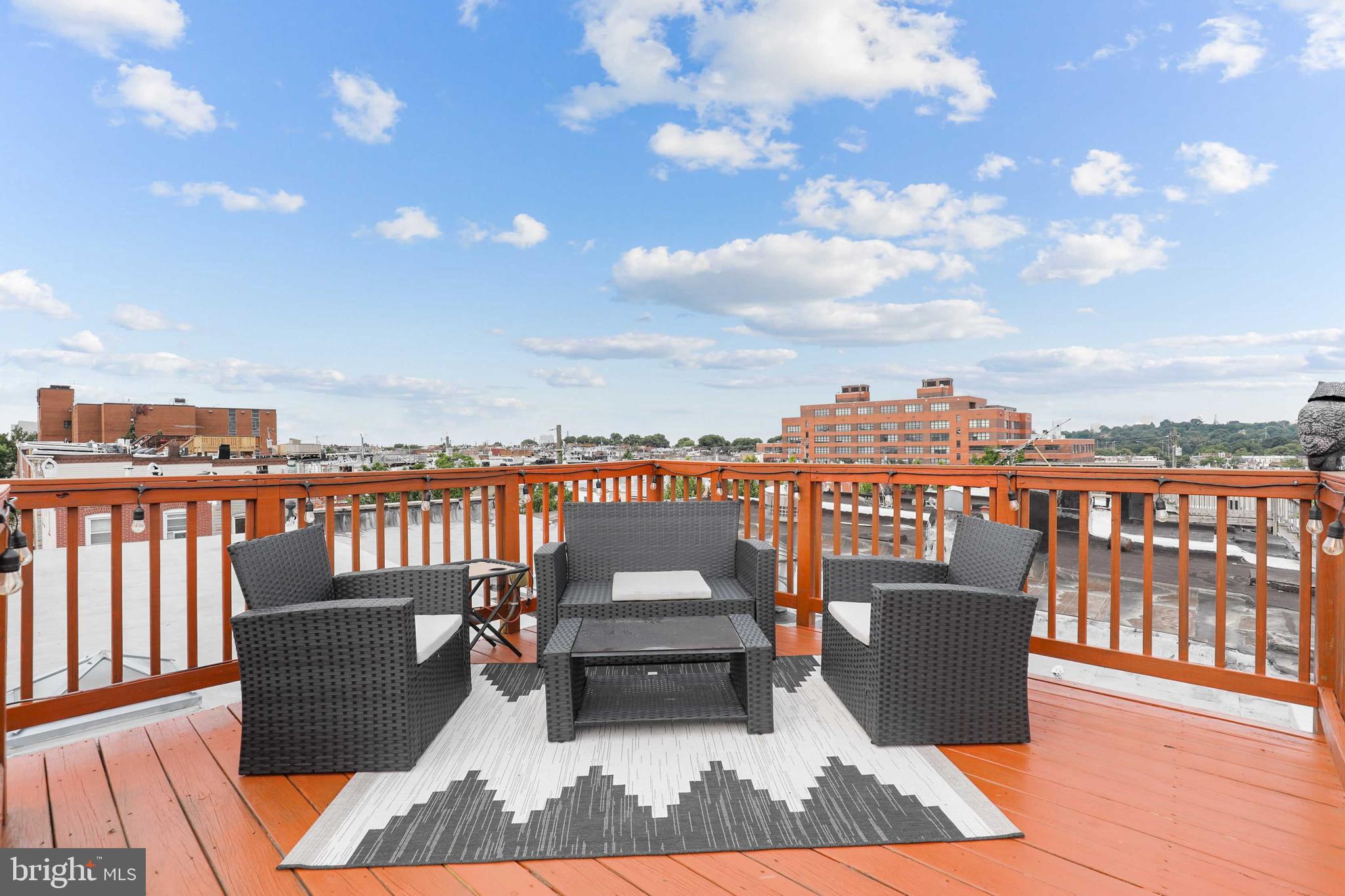 HIGHLANDTOWN - Residential