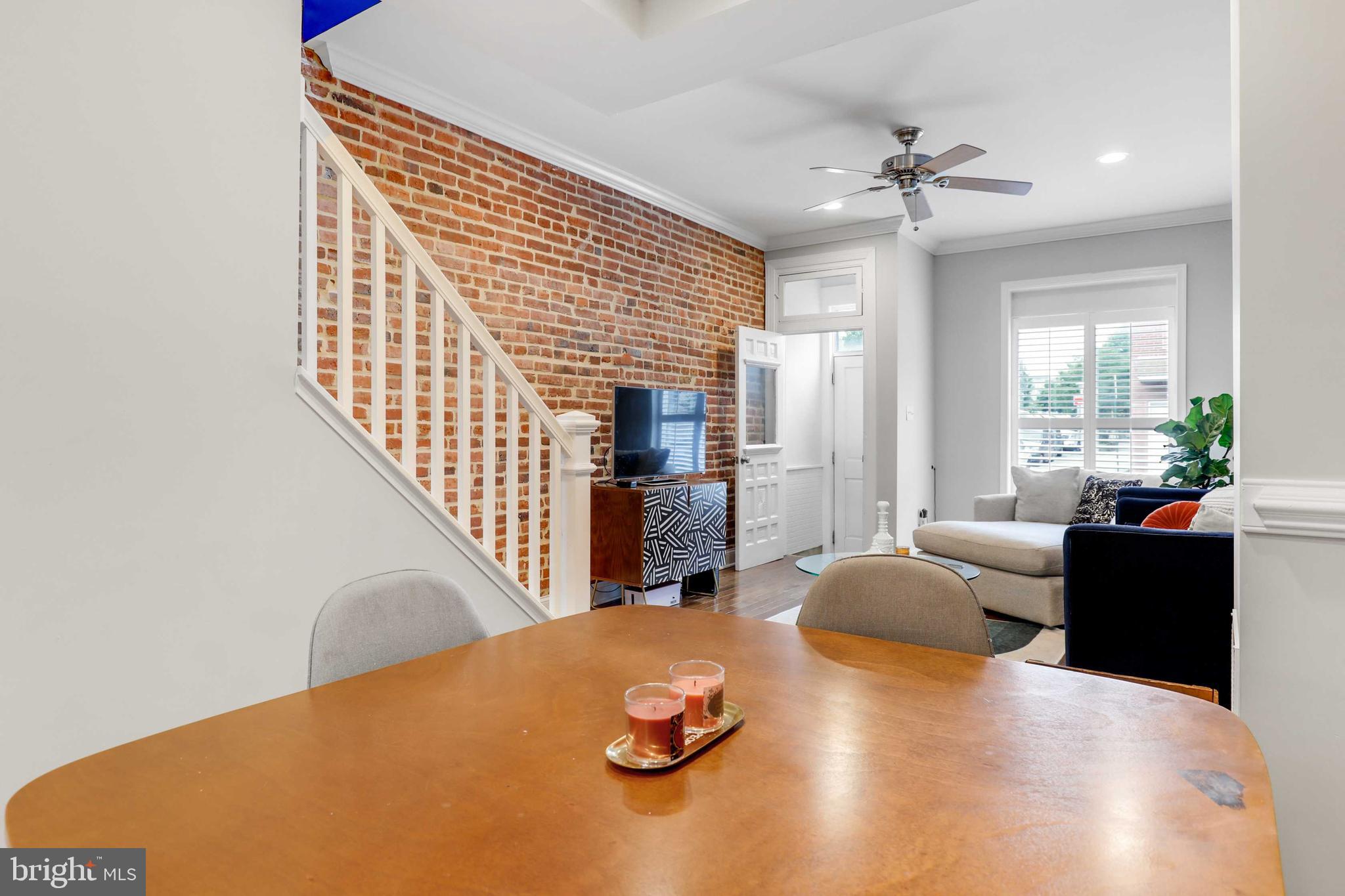 HIGHLANDTOWN - Residential