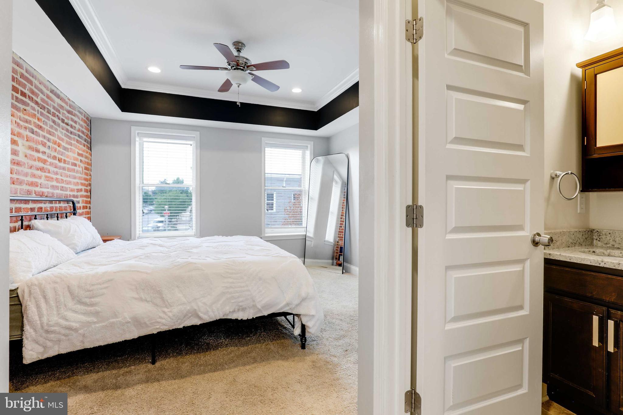 HIGHLANDTOWN - Residential