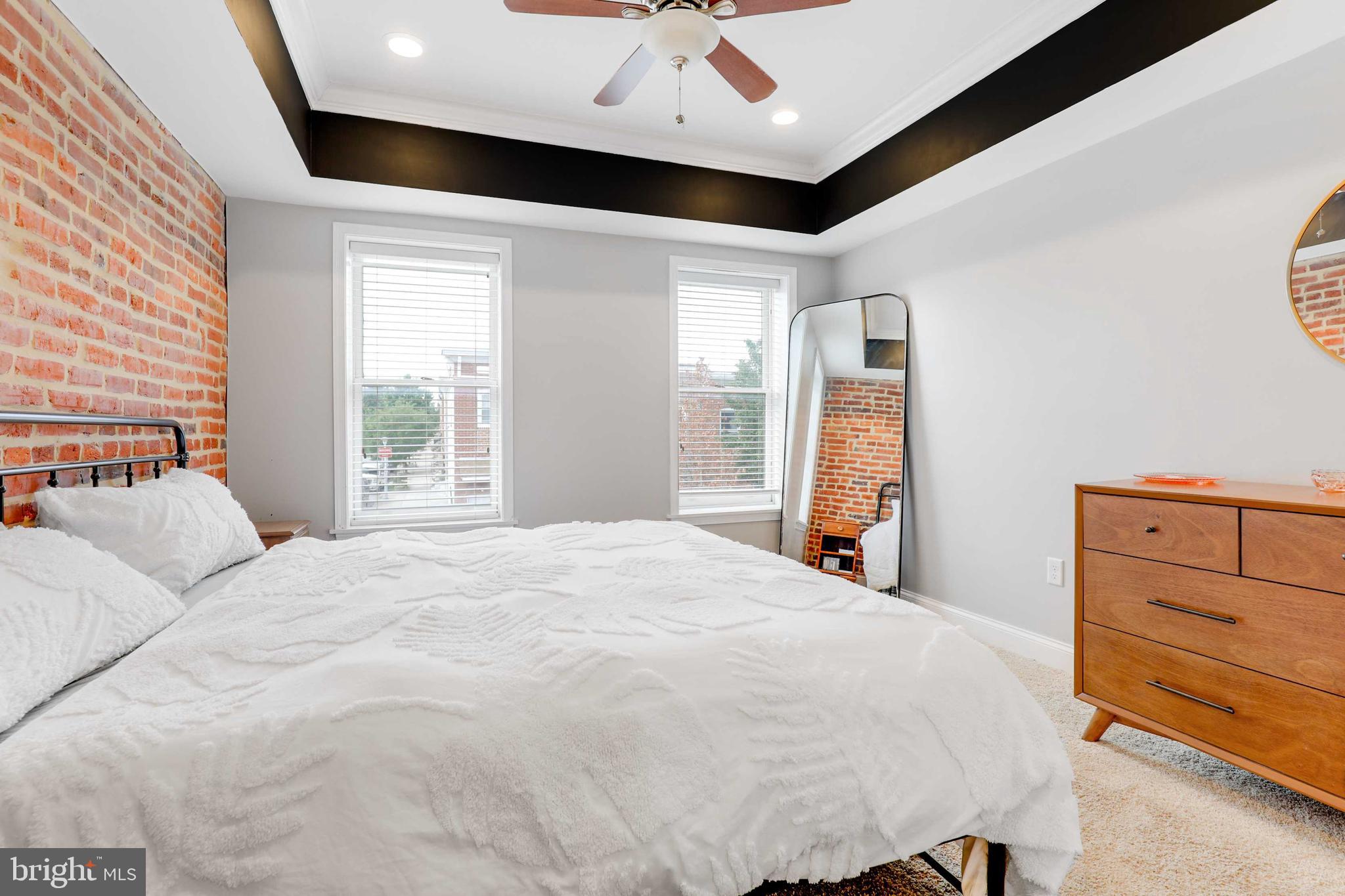 HIGHLANDTOWN - Residential