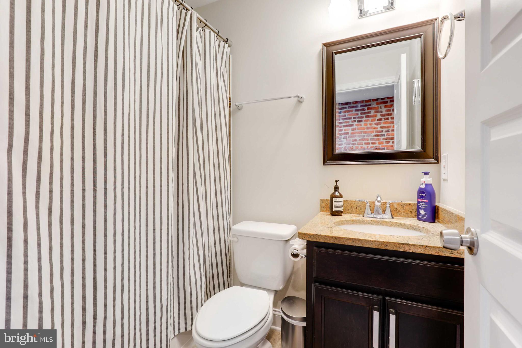 HIGHLANDTOWN - Residential