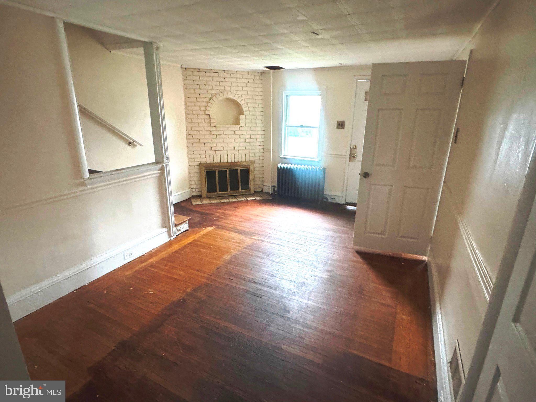 5 E RODGERS STREET