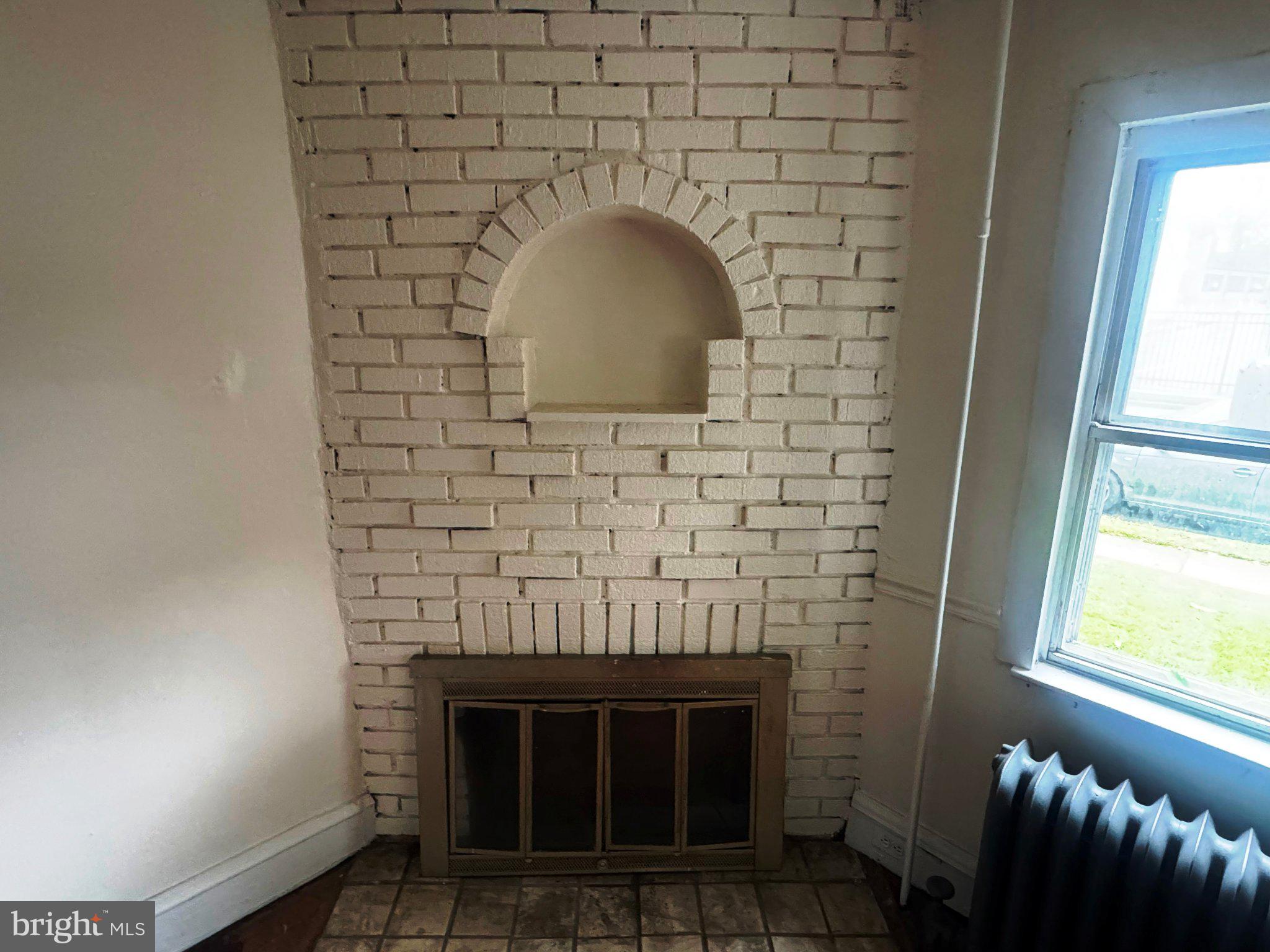 5 E RODGERS STREET