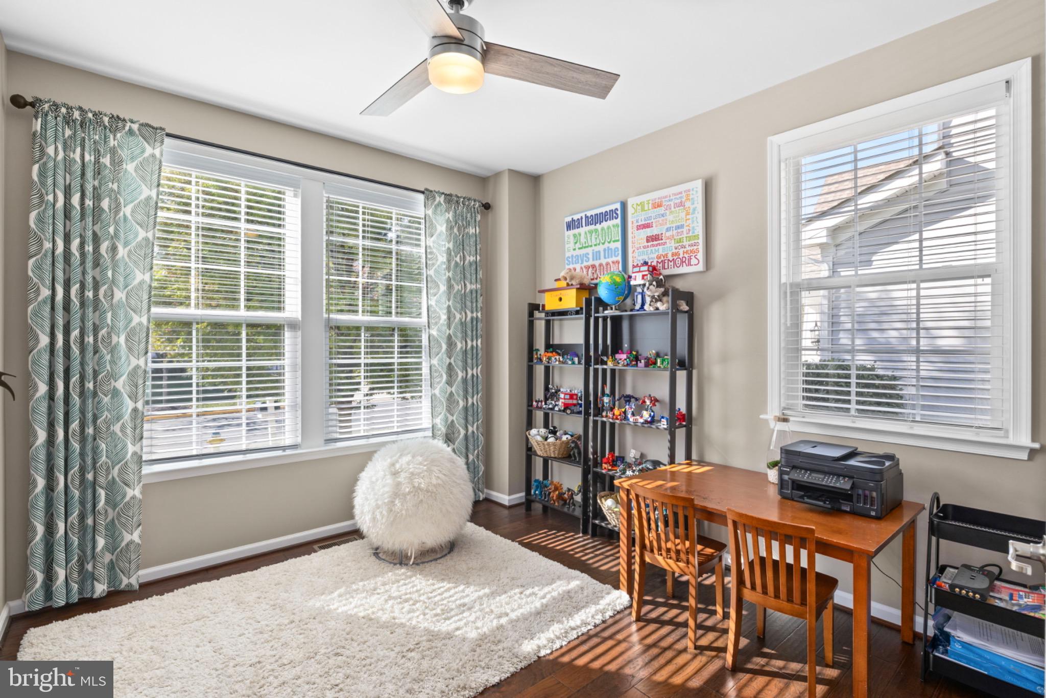 EMBREY MILL - Residential