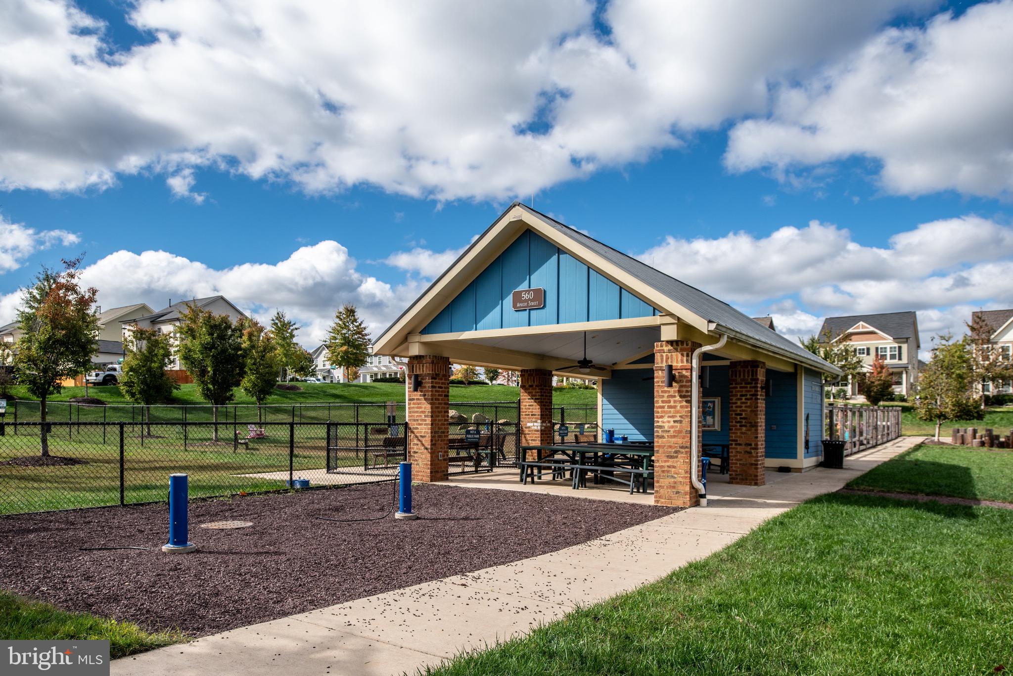 EMBREY MILL - Residential