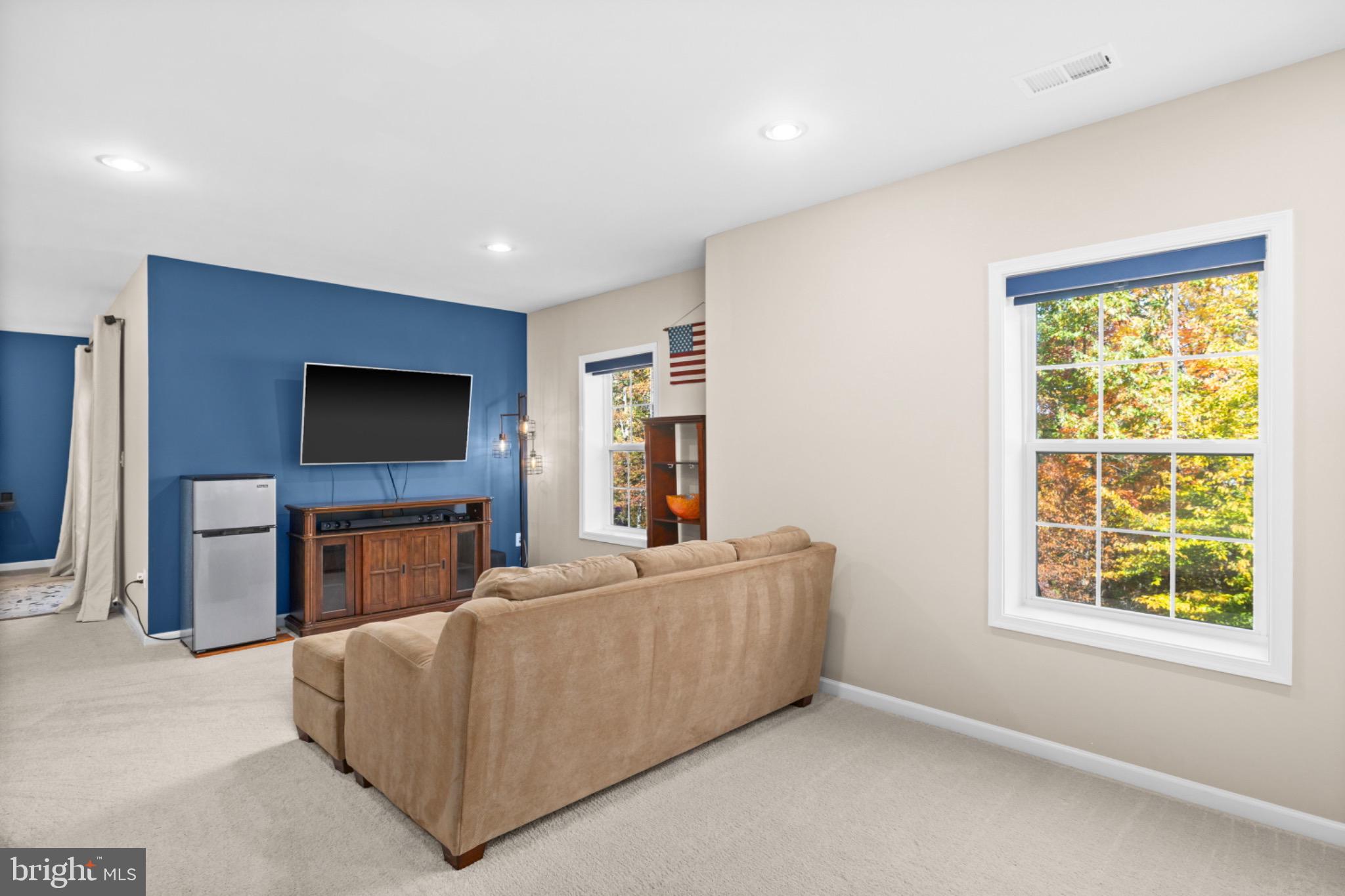 EMBREY MILL - Residential