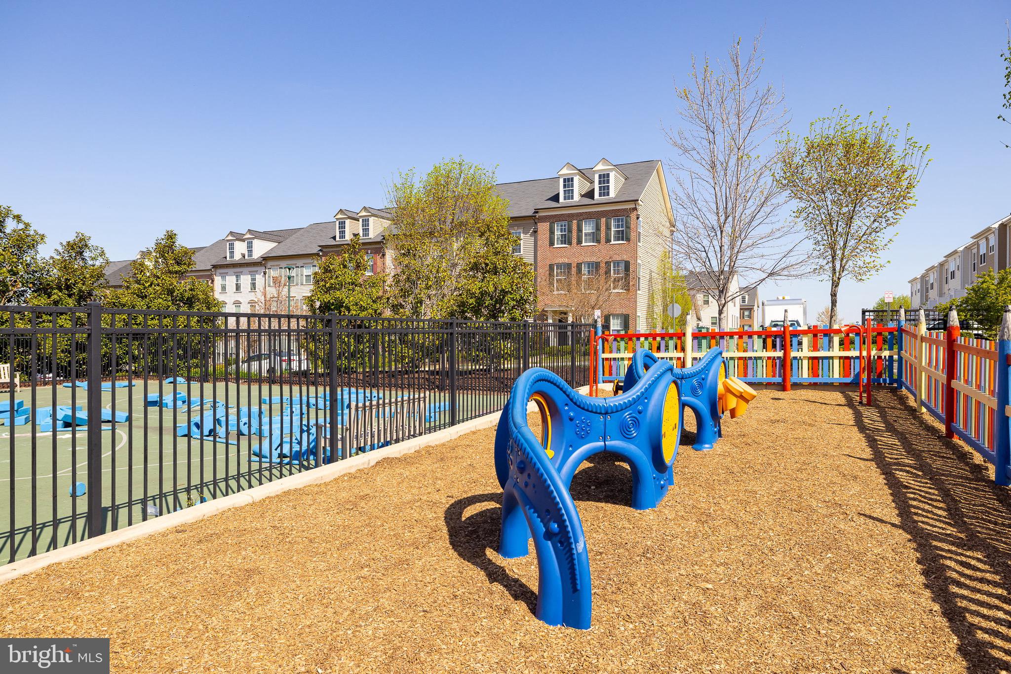 EMBREY MILL - Residential