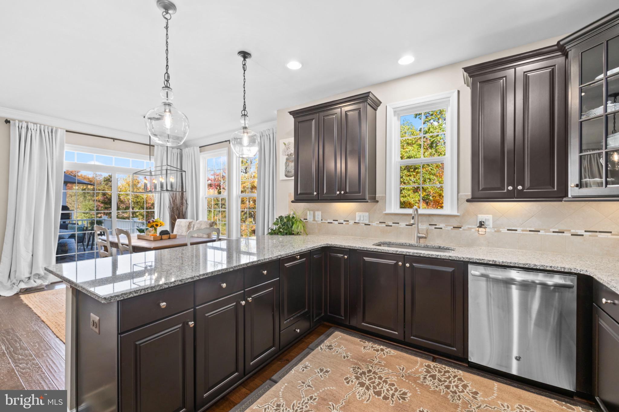 EMBREY MILL - Residential