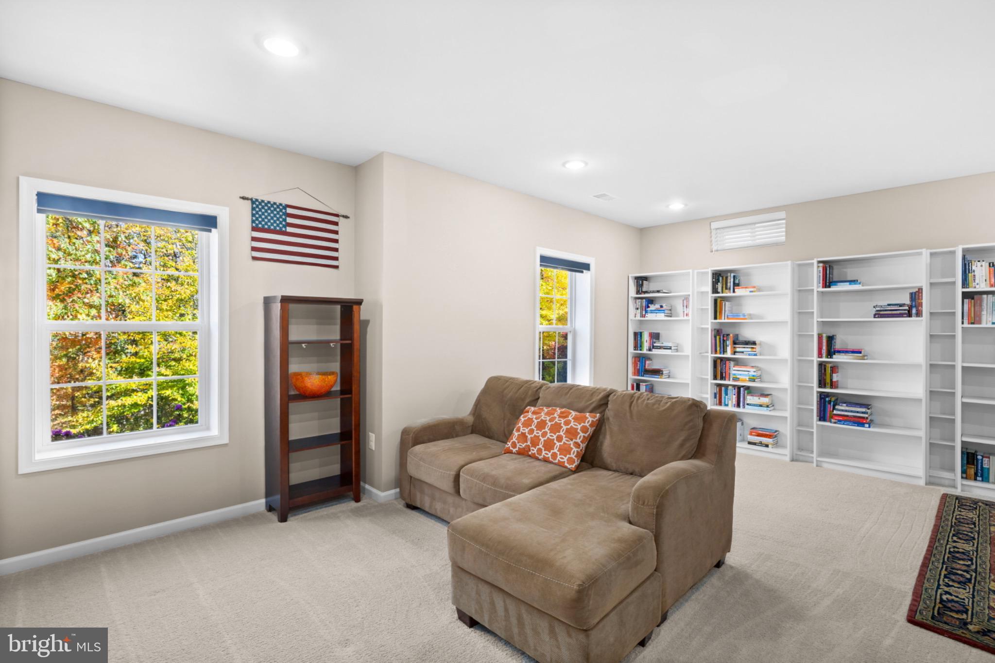 EMBREY MILL - Residential