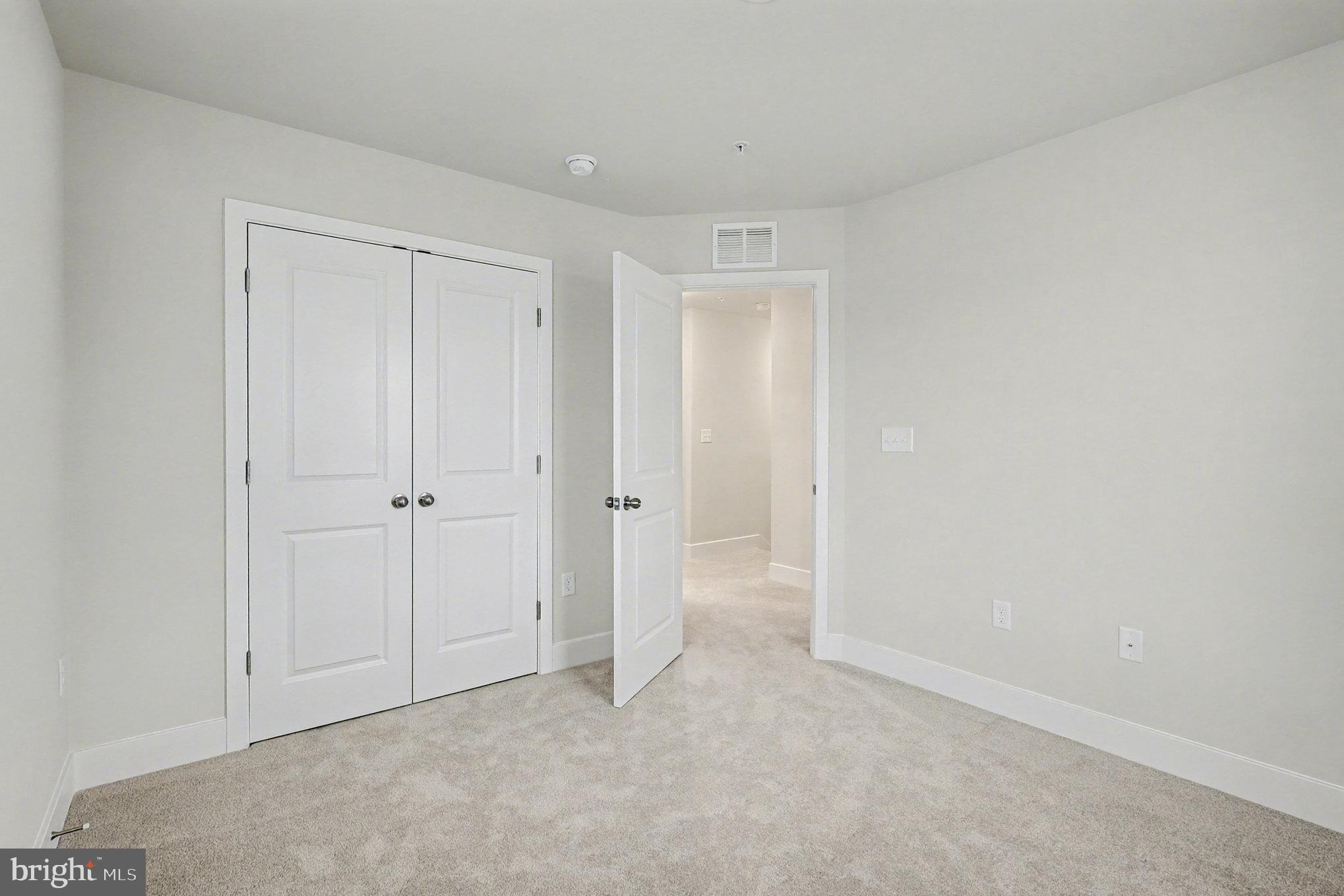 ST CHARLES - Residential Lease