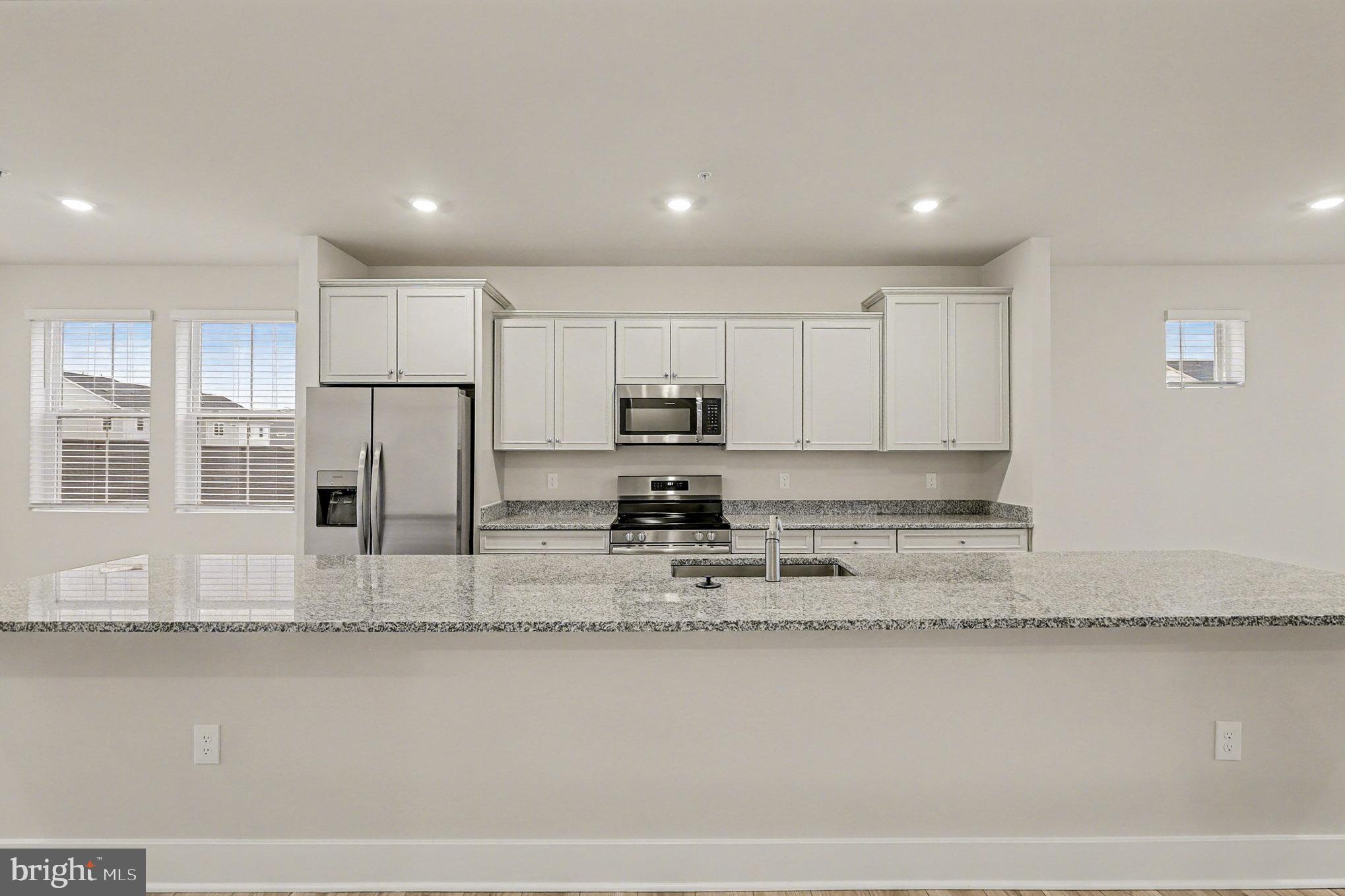 ST CHARLES - Residential Lease