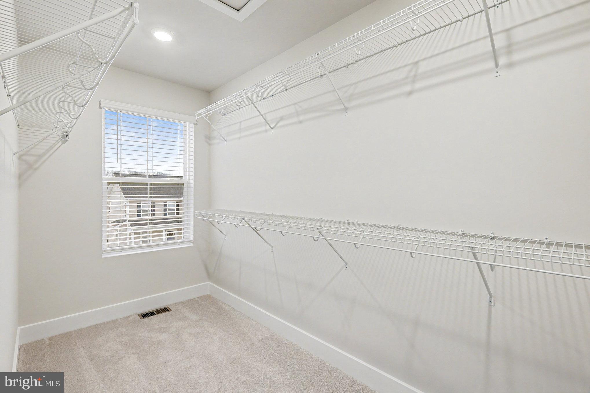 ST CHARLES - Residential Lease