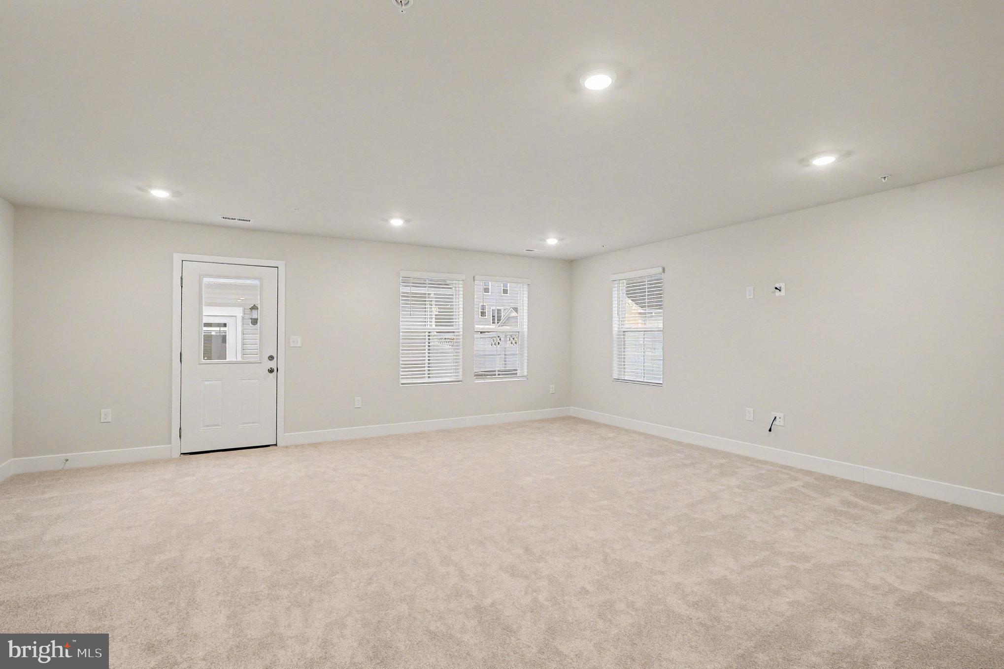 ST CHARLES - Residential Lease