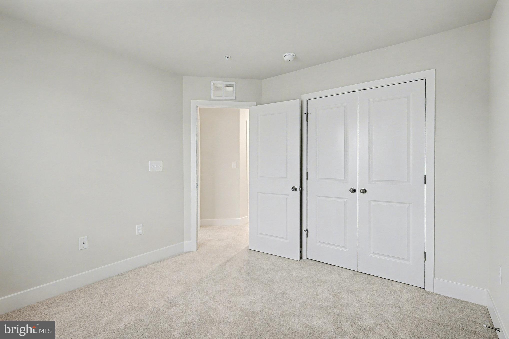 ST CHARLES - Residential Lease