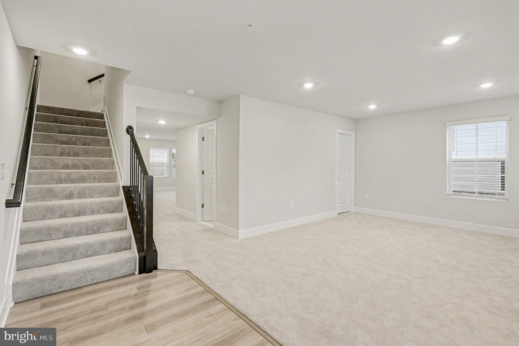 ST CHARLES - Residential Lease