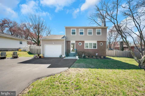 31 Poland Street, Ewing, NJ MLS: NJME2056254