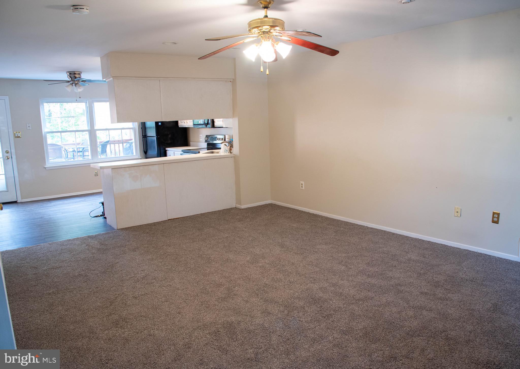 43 BLACK WATCH COURT