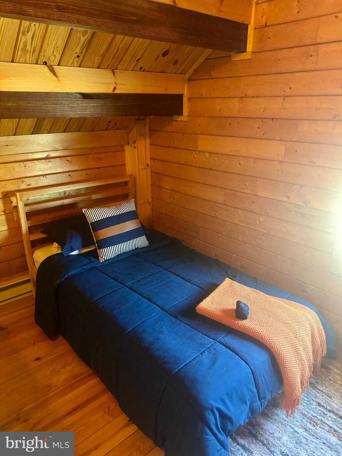 EAGLE ROCK RESORT - Residential