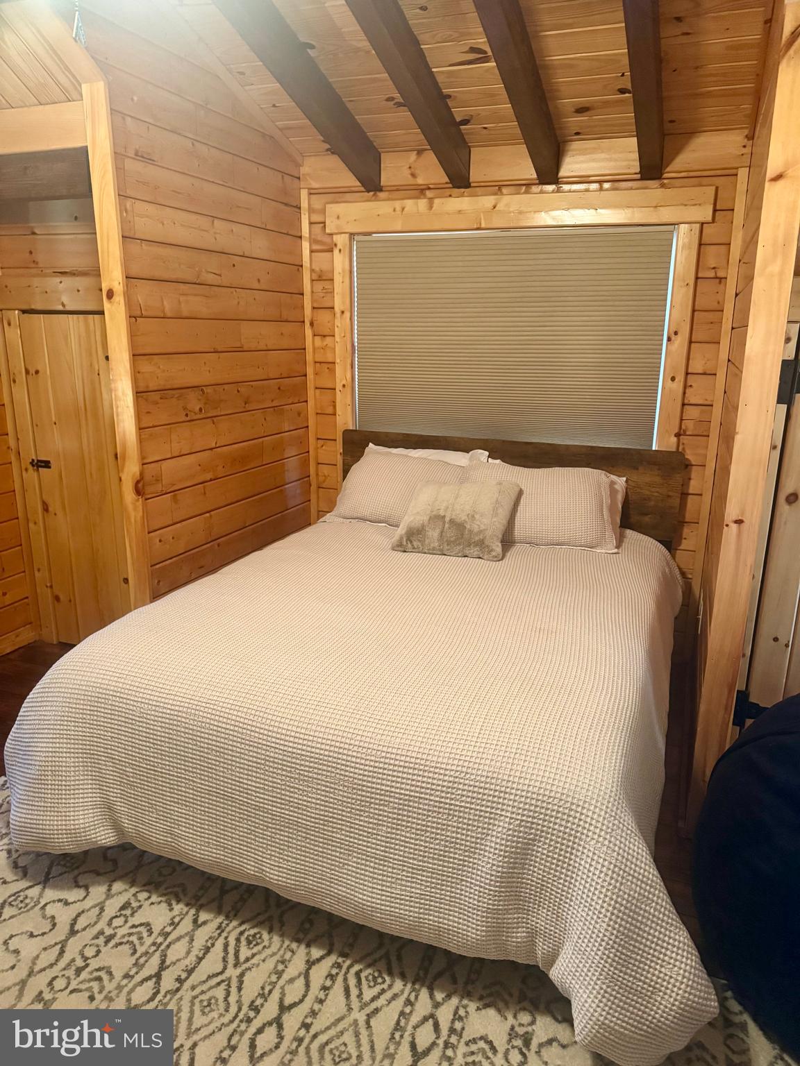 EAGLE ROCK RESORT - Residential