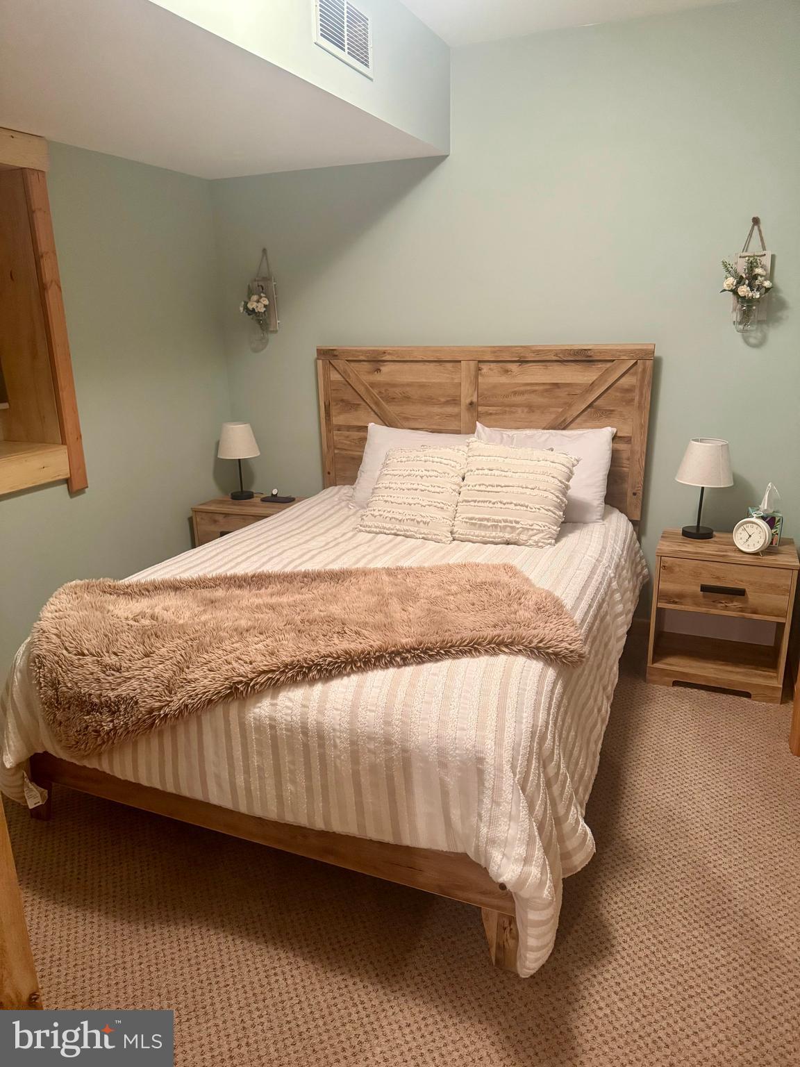 EAGLE ROCK RESORT - Residential