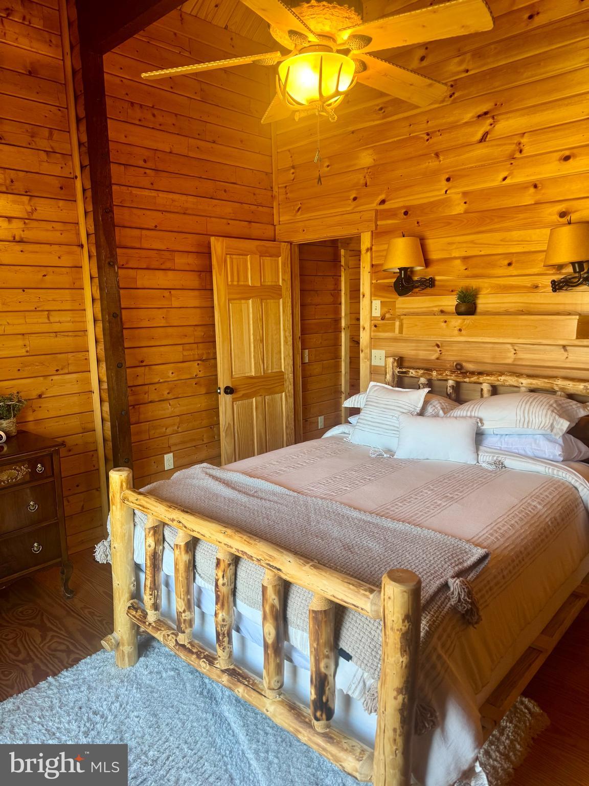 EAGLE ROCK RESORT - Residential