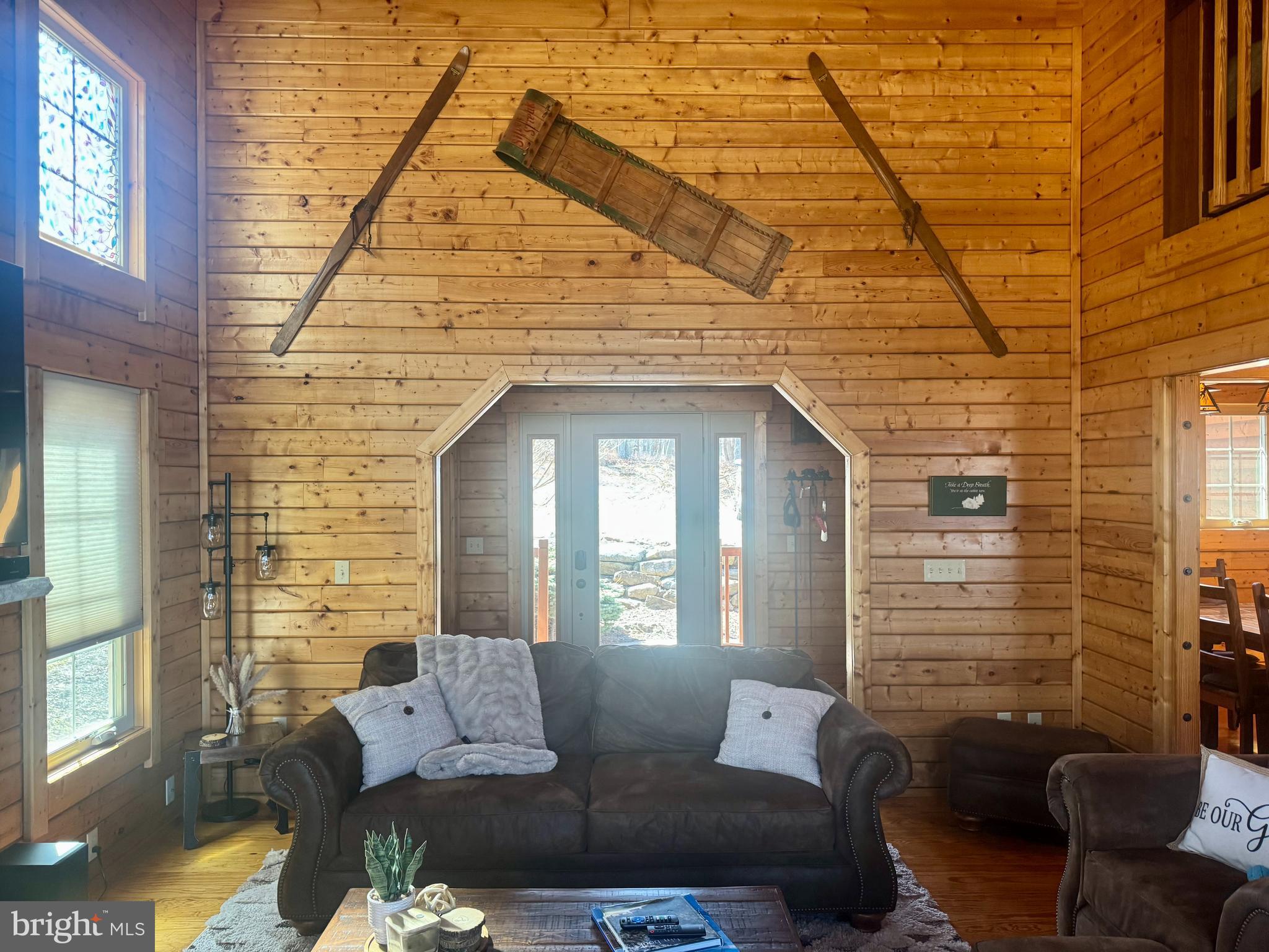 EAGLE ROCK RESORT - Residential