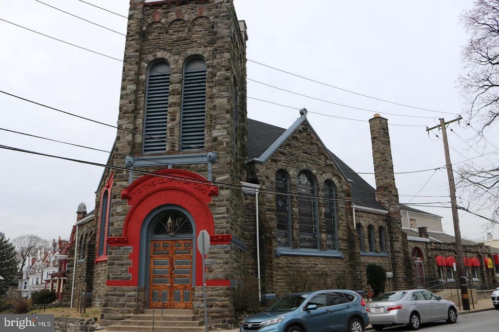 Photo of 101 - 11 W Mount Pleasant Avenue, PHILADELPHIA, PA 19119 (MLS # PAPH2461786)