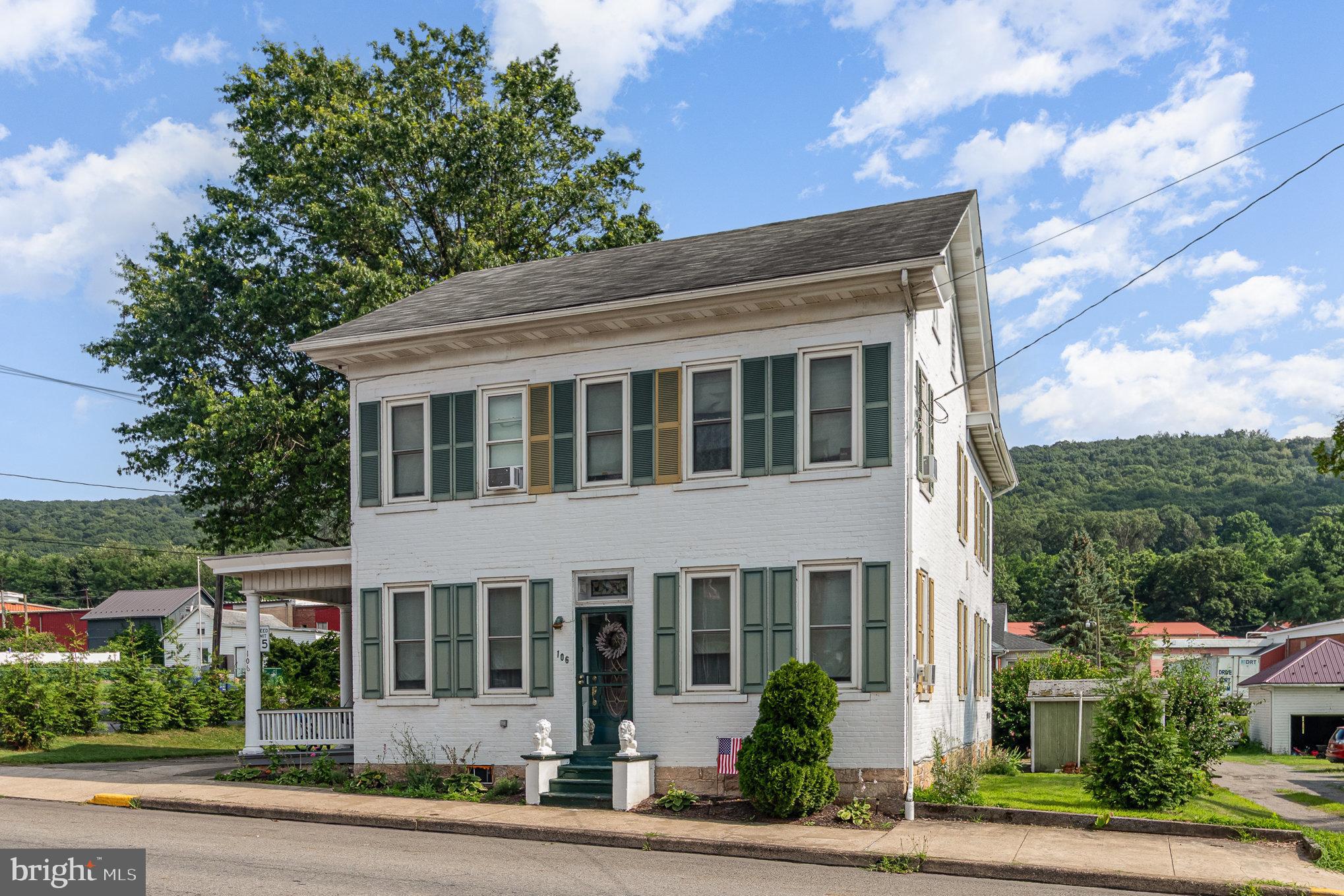 ELIZABETHVILLE BOROUGH - Residential