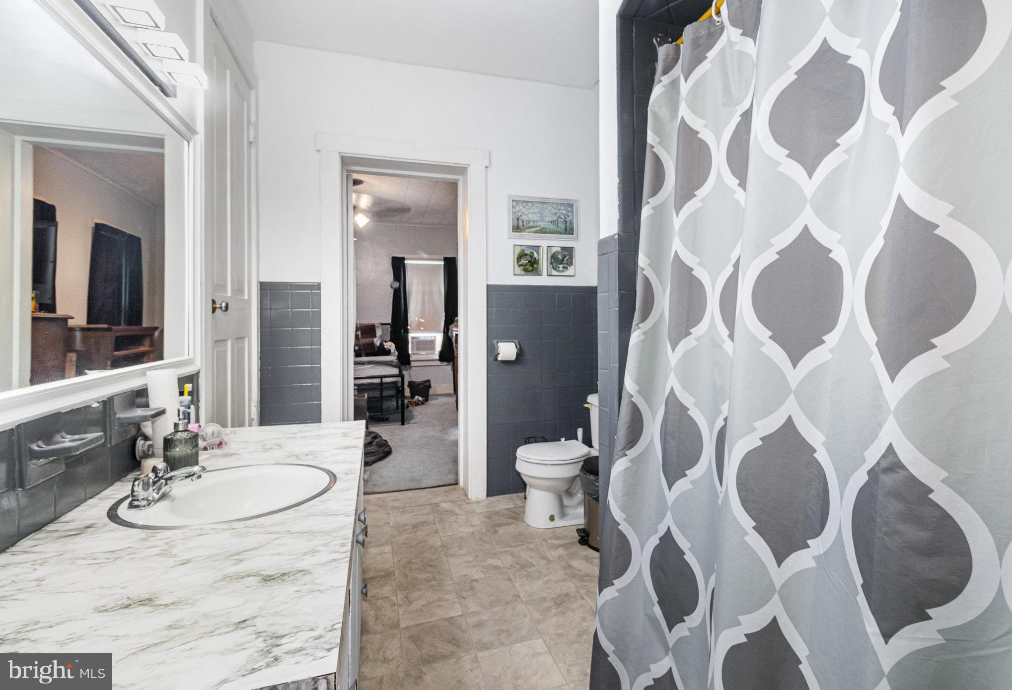 ELIZABETHVILLE BOROUGH - Residential