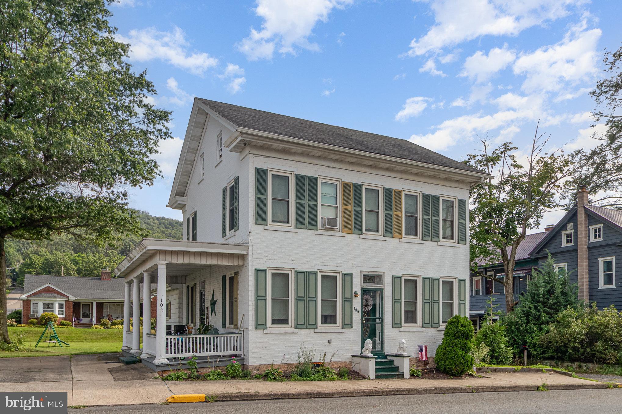 ELIZABETHVILLE BOROUGH - Residential