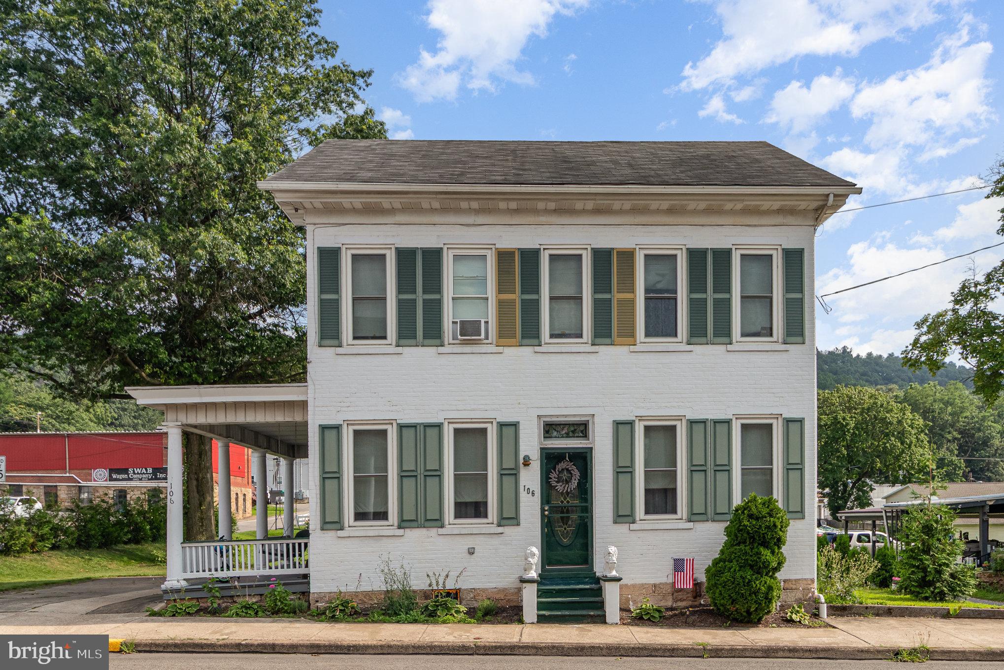 ELIZABETHVILLE BOROUGH - Residential