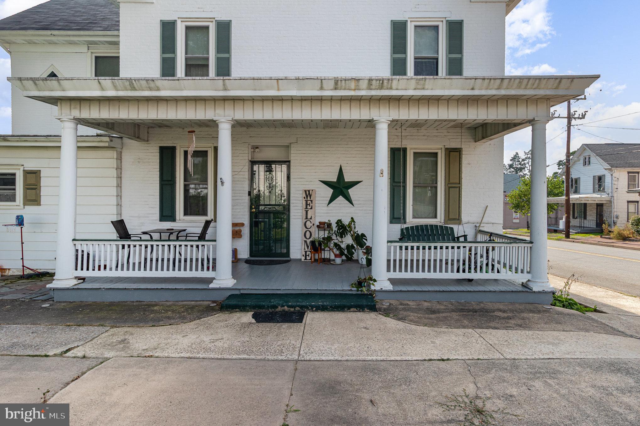 ELIZABETHVILLE BOROUGH - Residential