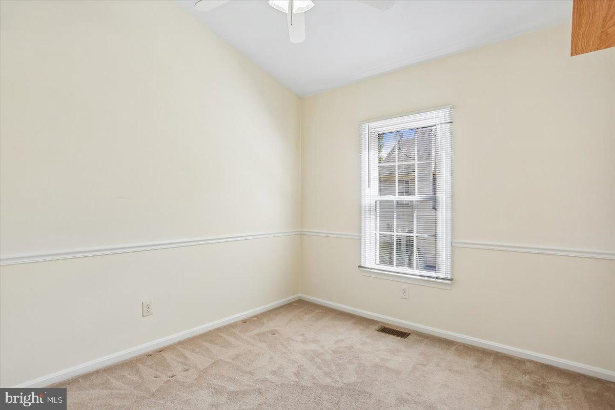 HOLLY POINTE - Residential