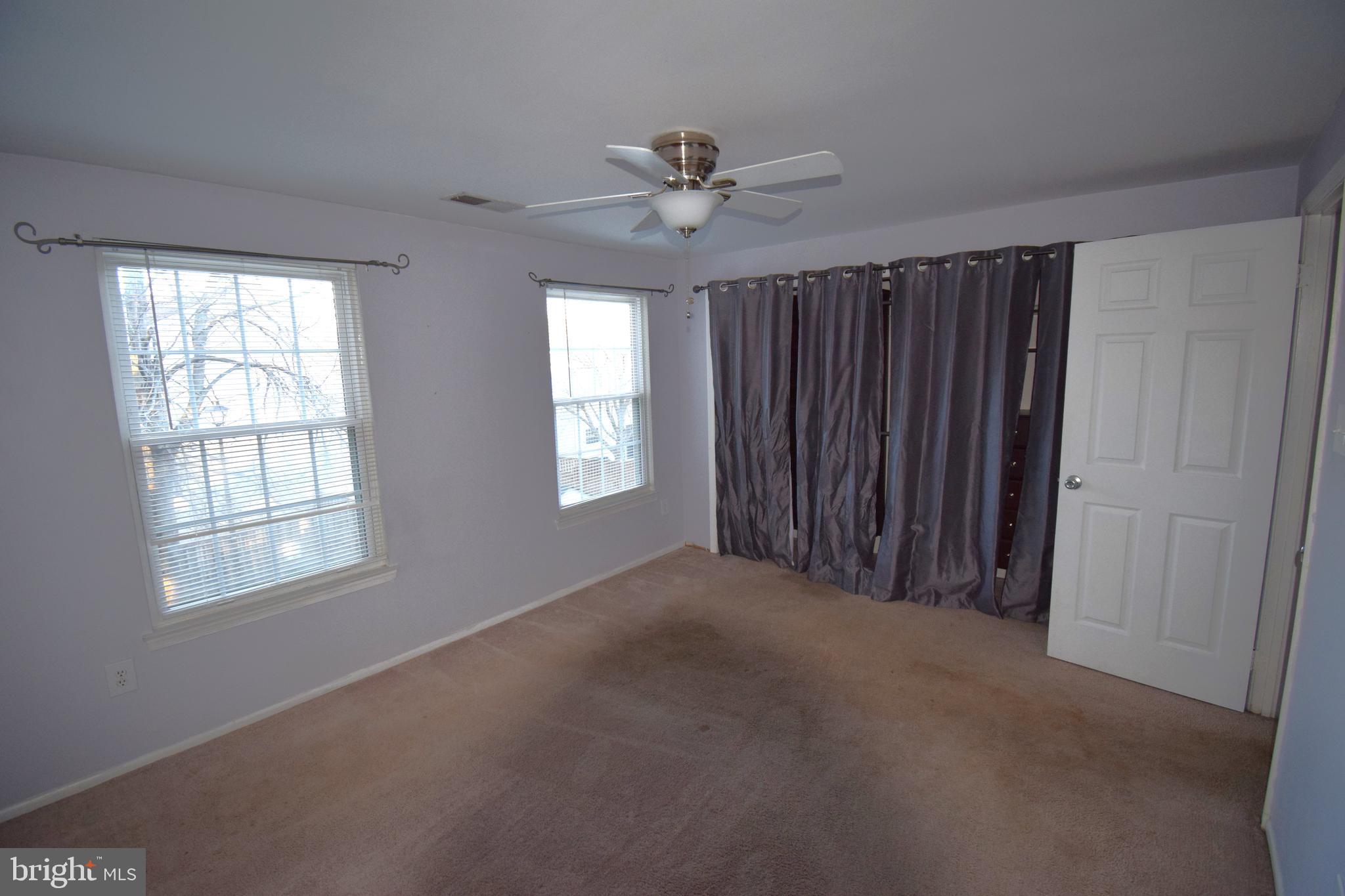 MANCHESTER LAKES - Residential Lease