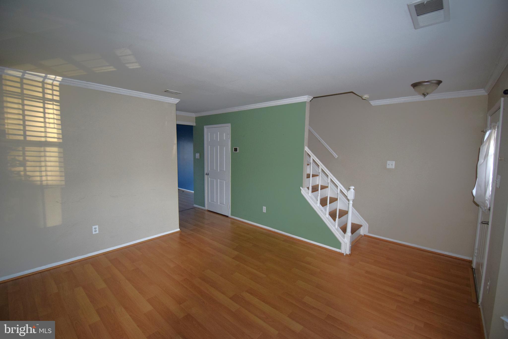 MANCHESTER LAKES - Residential Lease