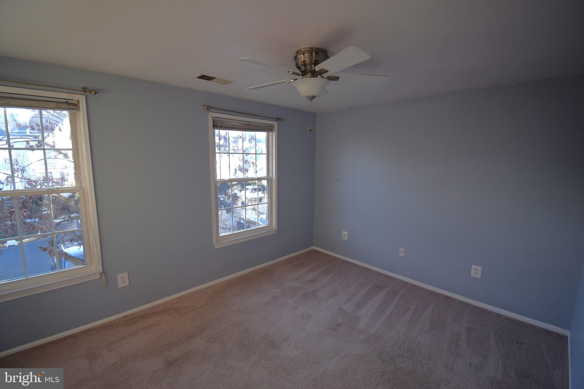 MANCHESTER LAKES - Residential Lease